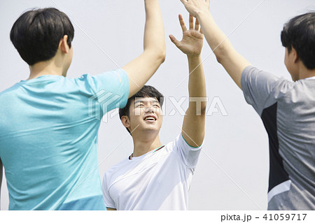 10代 男 男性 41059717