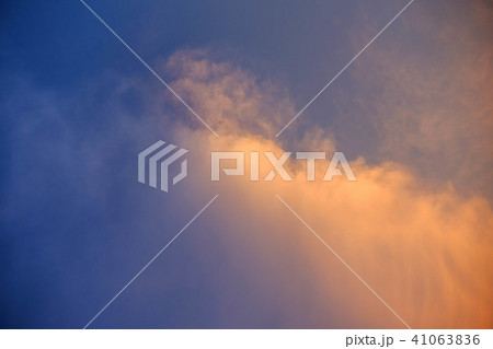 Beautiful orange and pink sky 41063836