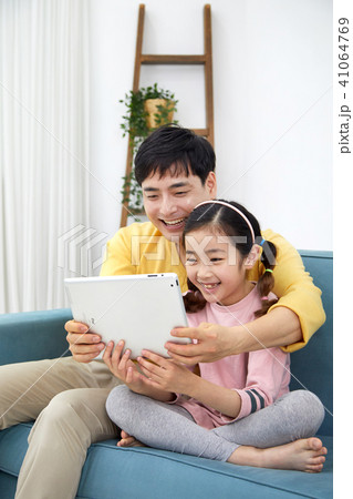 娘 感情 顔 41064769