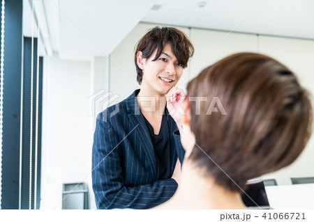 笑顔の男性 41066721