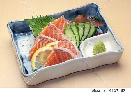 サーモンの刺身 サーモンの刺身 41074624