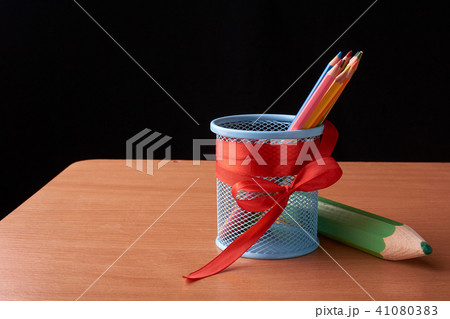 Assortment of colored pencils Assortment of colored pencils 41080383