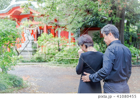 冠婚葬祭 夫婦編 お互いの思いやりを感じていただければ嬉しいです 41080455