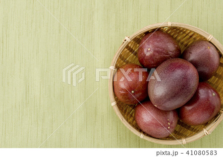 パッションフルーツ 41080583