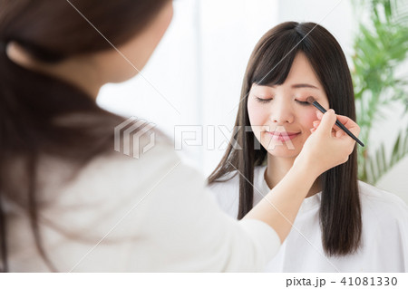 ヘアメイク 41081330