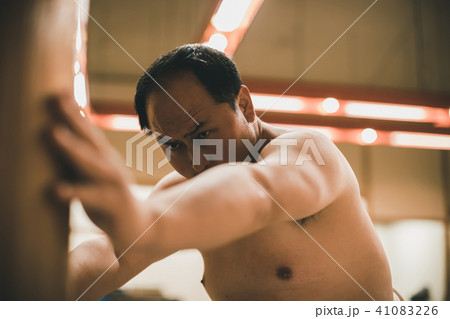 Sumo wrestling Sumo wrestling 41083226