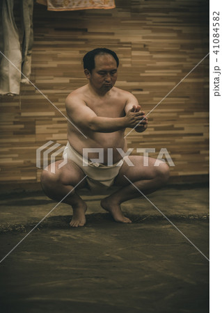 Sumo wrestling Sumo wrestling 41084582