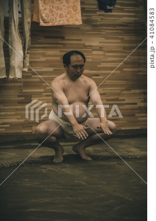 Sumo wrestling Sumo wrestling 41084583