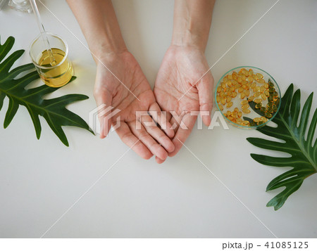 the scientist,dermatologist  41085125