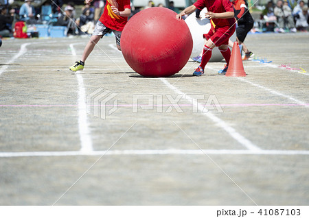 運動会（大玉ころがし） 41087103