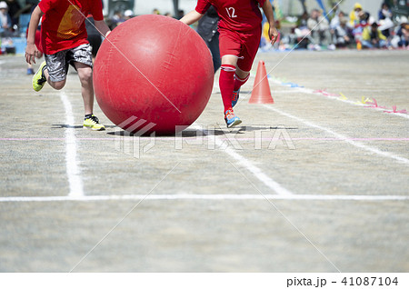 運動会（大玉ころがし） 41087104