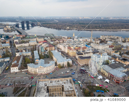 A bird's eye view, aerial view shooting from drone of the Podol district, the Dnieper River in the 41089000