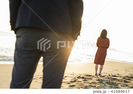 カップル　別れ　イメージ 41089637