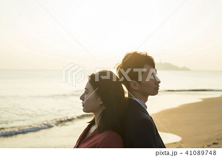 カップル　別れ　イメージ 41089748