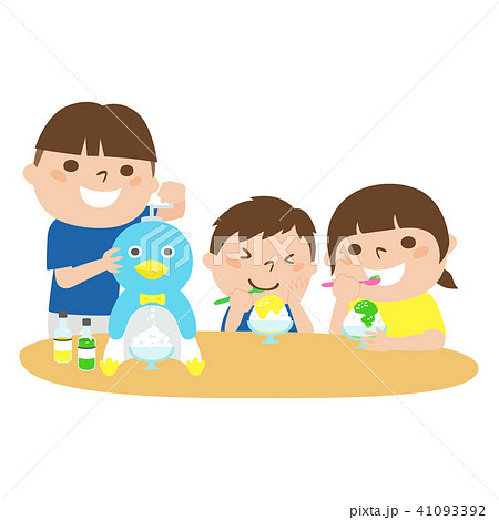 ペンギン型のかき氷器でかき氷を作る男の子と美味しそうにカキ氷を食べる女の子と男の子のイラストのイラスト素材