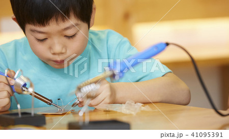 子供のワークショップ　工作 41095391