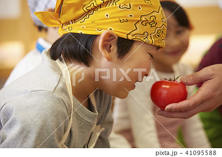 子供のワークショップ　料理 41095588