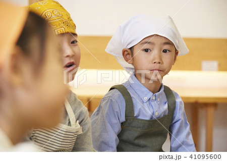 子供のワークショップ　料理 41095600