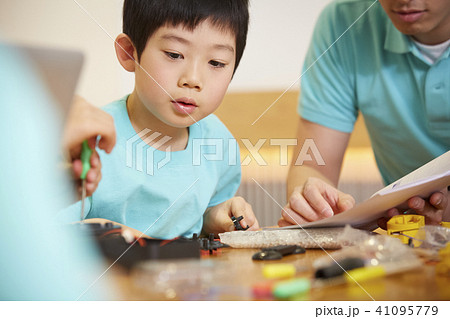 子供のワークショップ　工作 41095779