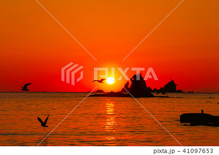 西伊豆の夕景(太田子海岸) 41097653