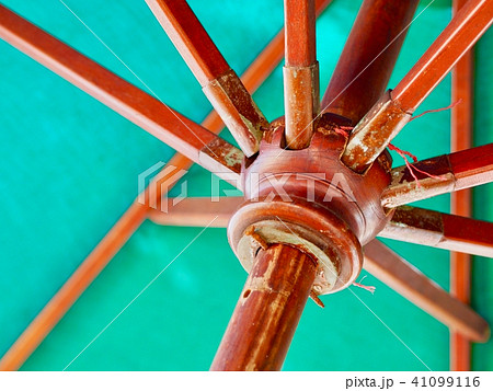 【バリ島の旅】カラフルなパラソル 41099116