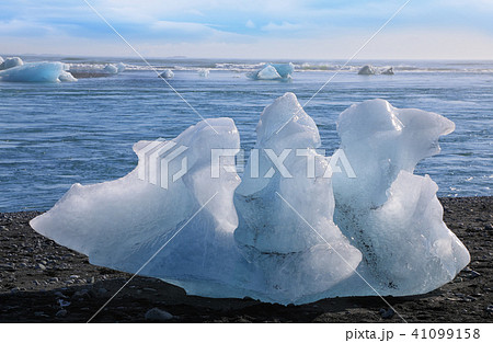 Chunks of ice from the Jokulsarlon glacial lagoon Chunks of ice from the Jokulsarlon glacial lagoon 41099158