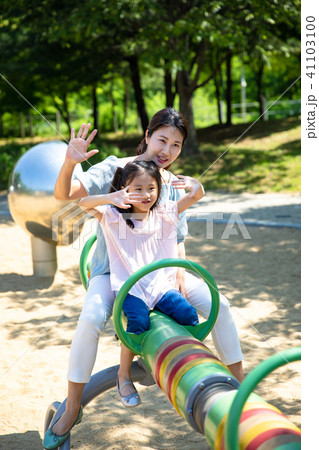 ママ 母 お母さん 41103100