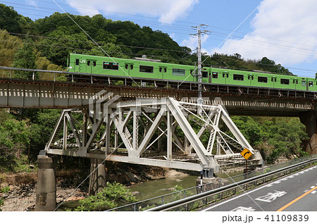 関西本線　大和川橋梁の201系 41109839