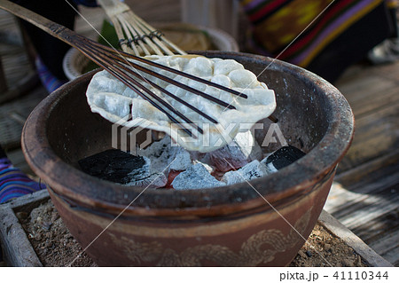 Giant Rice Crispy on stove 41110344