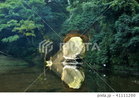 千葉県 濃溝の滝と光のハート 千葉県 濃溝の滝と光のハート 41111200