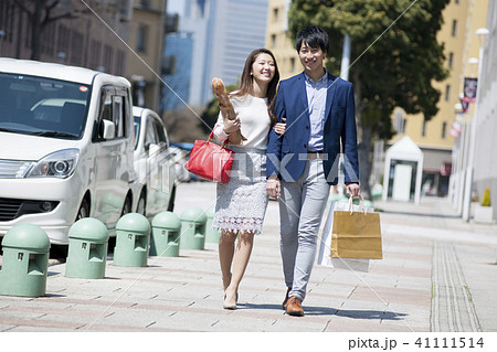 カップルでお買い物 41111514
