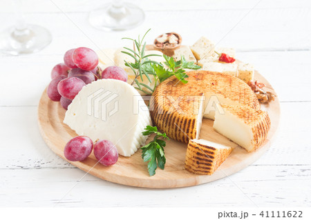 Cheese platter Cheese platter 41111622