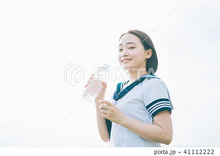 女子高生 夏イメージの写真素材