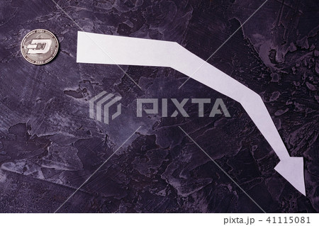 Crypto currency Dash plot falling. Copy space 41115081