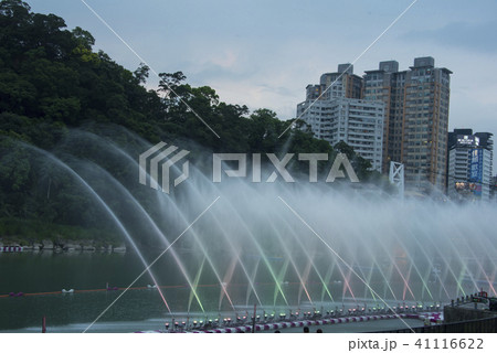 噴水 間欠泉 ガイザー 41116622