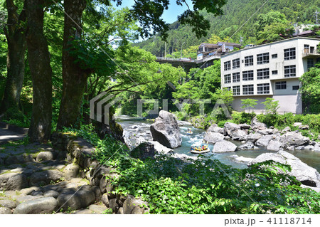 御岳渓谷の清流 41118714