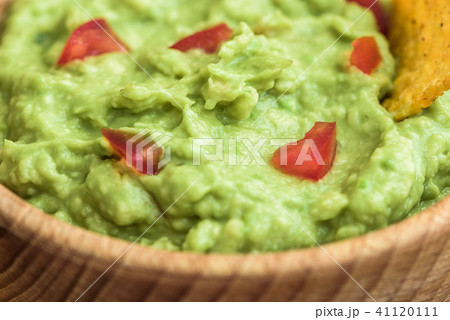 Guacamole with Tortilla Chip 41120111