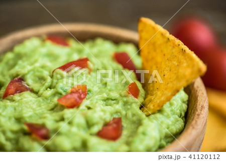 Guacamole with Tortilla Chip Guacamole with Tortilla Chip 41120112