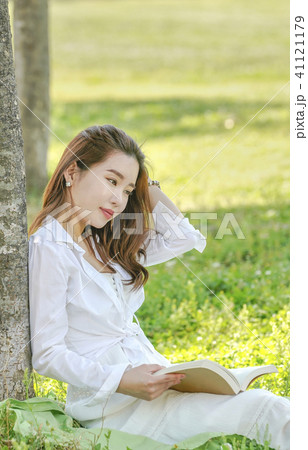 女性 白 白色 41121179
