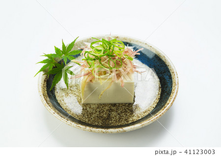 みょうが薬味の冷ややっこ 41123003