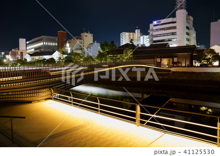 [長崎県]長崎市内・出嶋表門橋の夜景 41125530