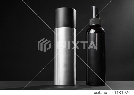 two flacons of hair repairing sprays 41131920