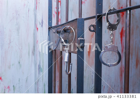 逮捕・刑務所・犯罪イメージ 逮捕・刑務所・犯罪イメージ 41133381