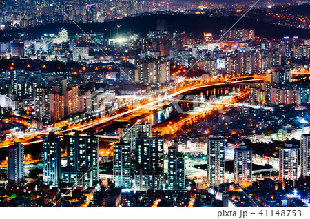 ソウル都心の街並みの夜景 41148753