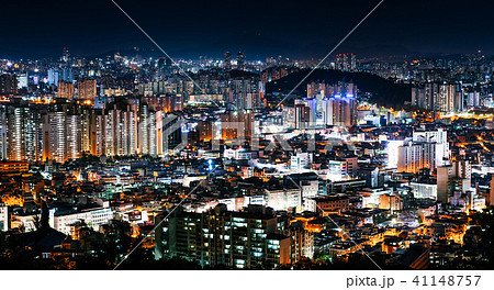 ソウル都心の街並みの夜景 41148757