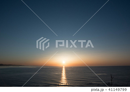 オホーツクの海に沈む夕日 オホーツクの海に沈む夕日 41149799