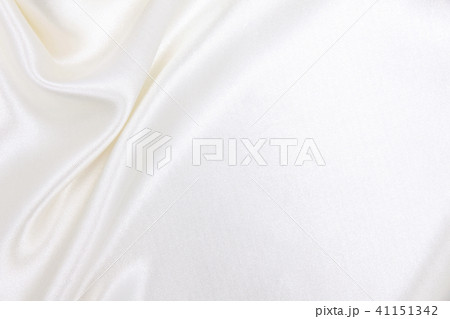 Smooth elegant white silk or satin luxury cloth Smooth elegant white silk or satin luxury cloth 41151342