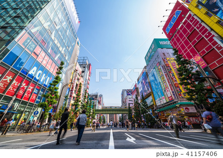 《東京都》秋葉原・歩行者天国 《東京都》秋葉原・歩行者天国 41157406