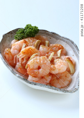むきエビの炒め物 41171208