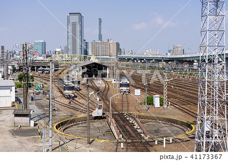 名古屋市中村区 黄金跨線橋からJR東海名古屋車両区 鉄道操車場と転車台を望む 名古屋市中村区 黄金跨線橋からJR東海名古屋車両区 鉄道操車場と転車台を望む 41173367